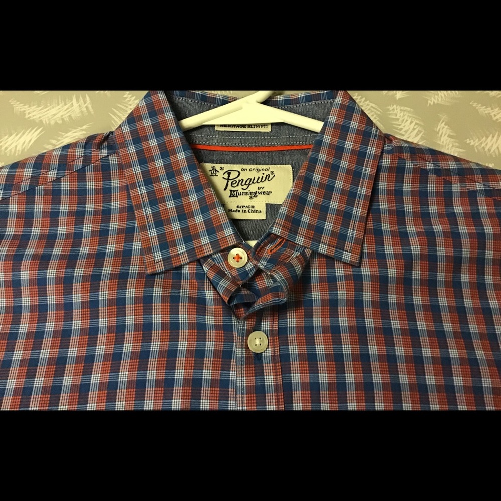 🤩Host Pick🤩 an original Penguin Heritage Slim Size S